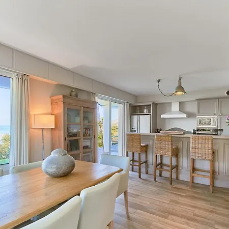 Ξενοδοχείο L'arche 4*