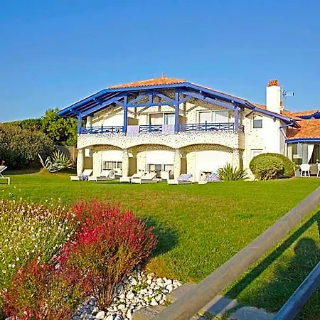 Otel L'arche 4*